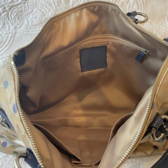 COACH Limited Edition Daisy Dot Print Large Tote Bag Tan Blue Heart EUC - Picture 5 of 7